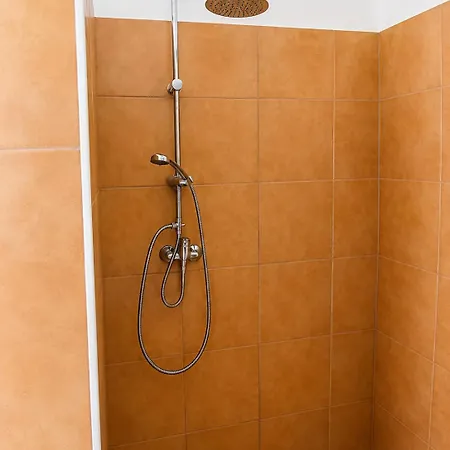 Prazska Apartment *
